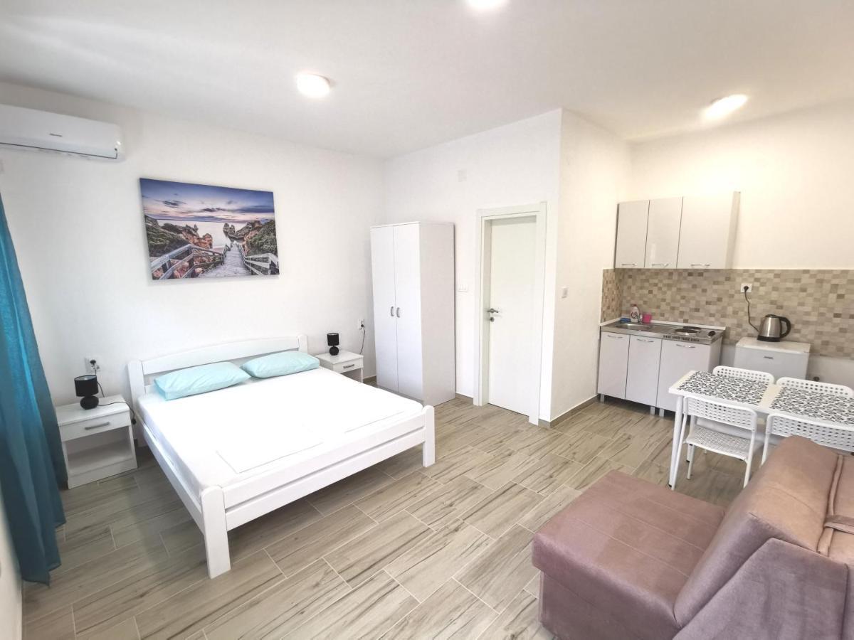 Appartement Dorija à Zelenika  Extérieur photo
