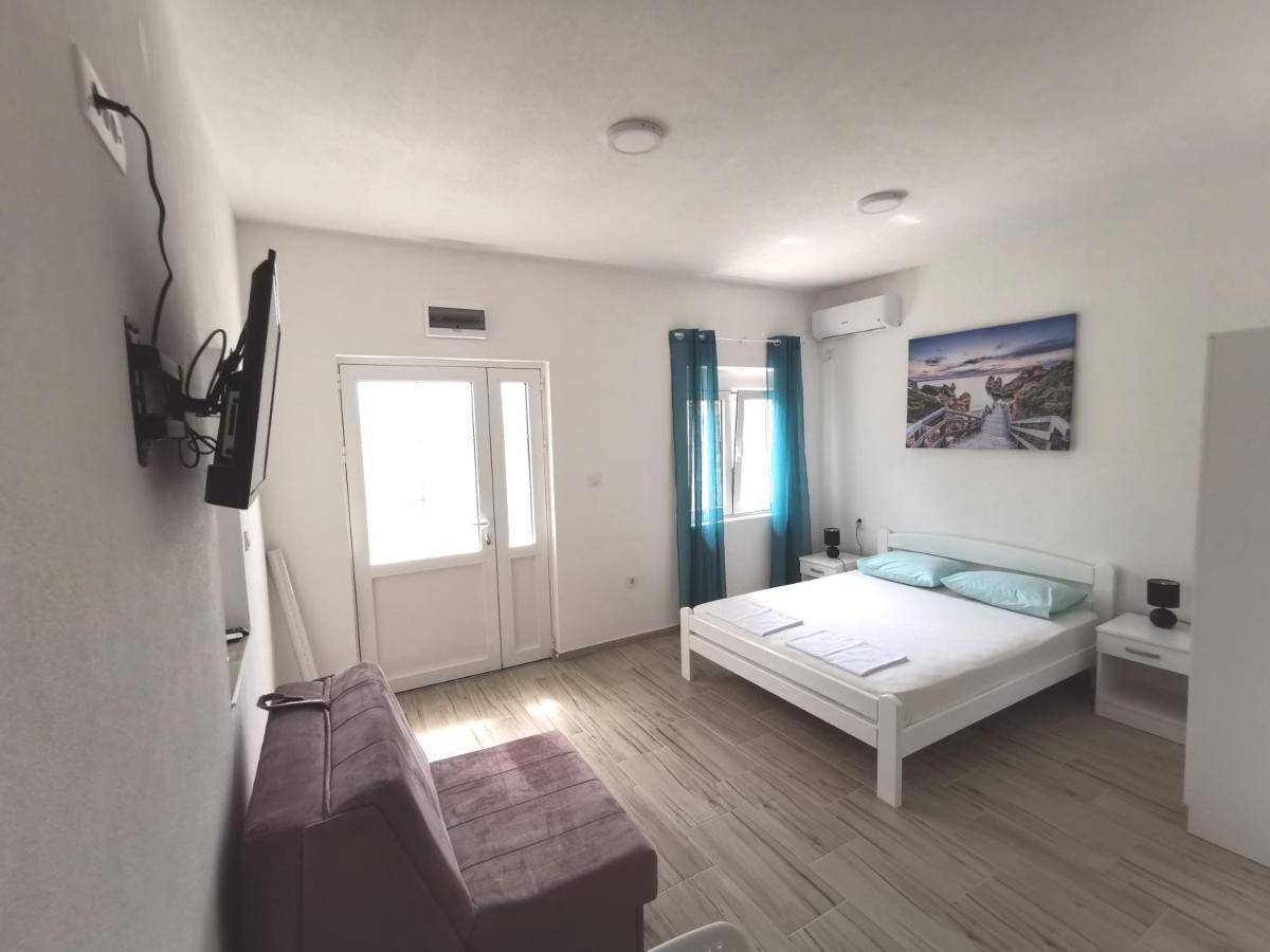 Appartement Dorija à Zelenika  Extérieur photo